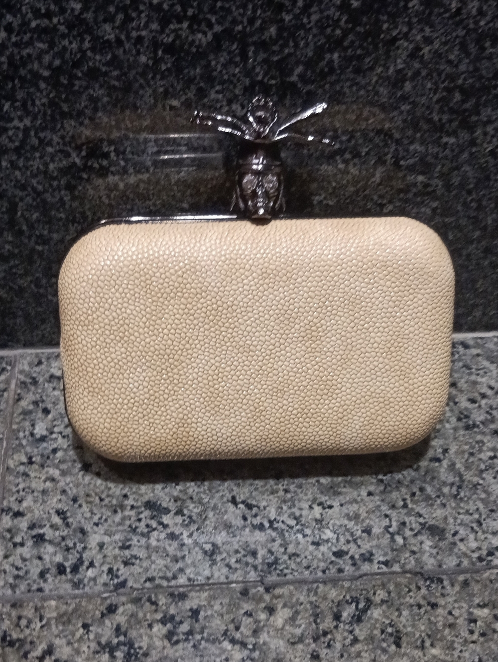 JNB Faux Stingray Shagreen Skull Clutch – Edgy Gunmetal Crystal Evening Bag - Picture 16 of 16